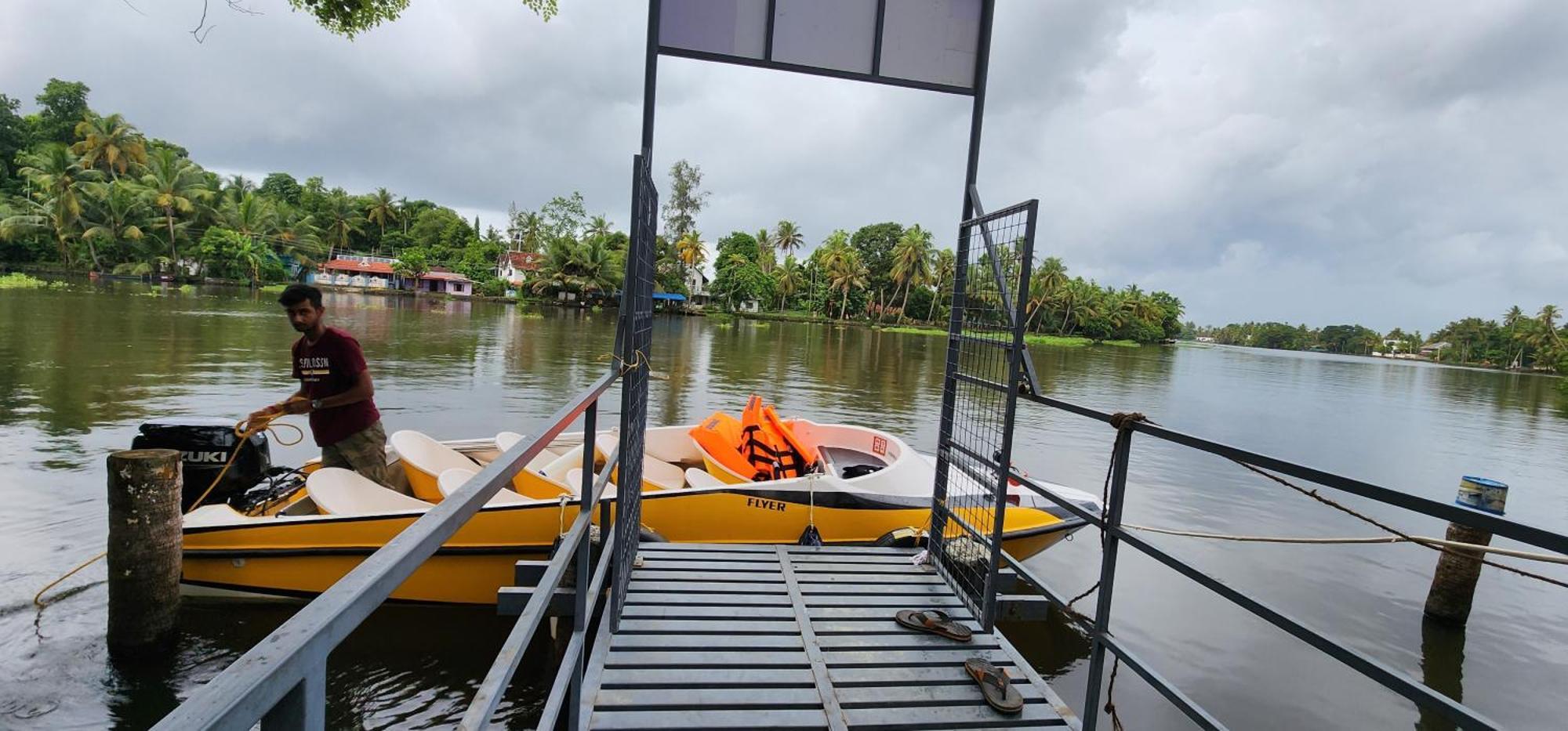 Alappuzha Punerjeni Homes מראה חיצוני תמונה